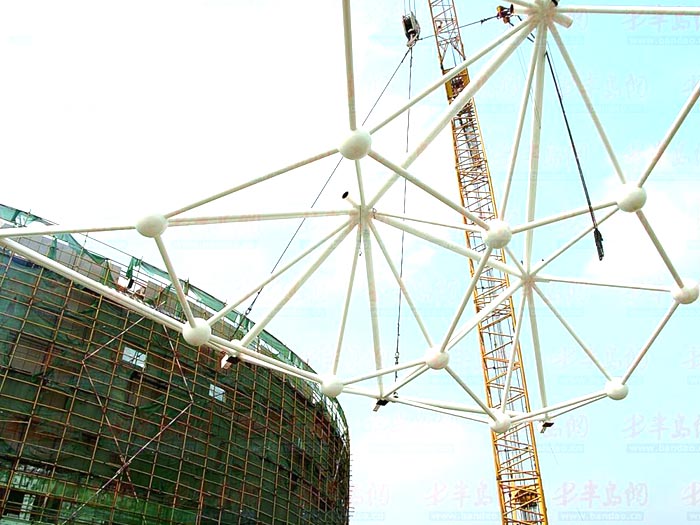 深州体育馆网架安装